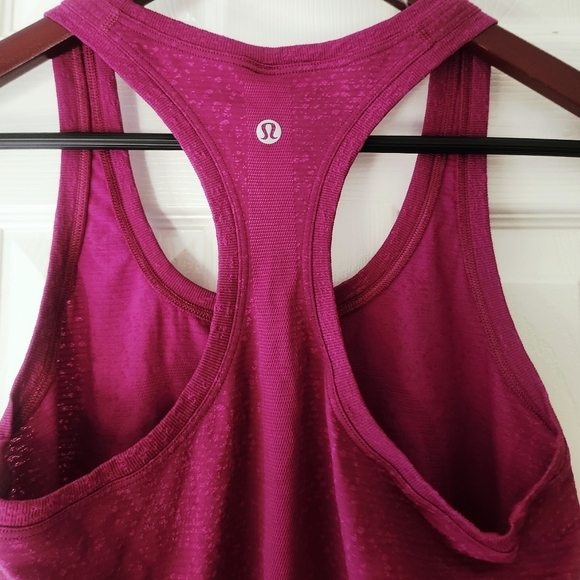 Lululemon - Picture 8 of 10